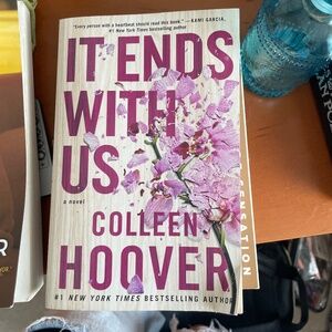 It ends with us by Colleen hoover